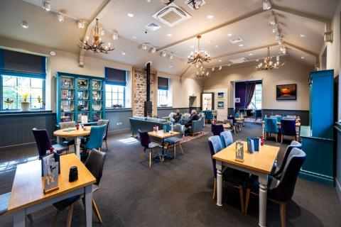 an talla cafe inside